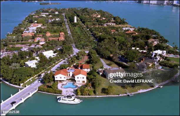 Celebs' mansions in Miami, United States on February 09, 2001 - Star Island .