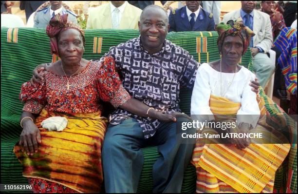 Laurent Gbagbo, President of Cote D'Ivoire in Côte d'Ivoire on November 30, 2001 - Ivory Coast's President Laurent Gbagbo arrives in town.