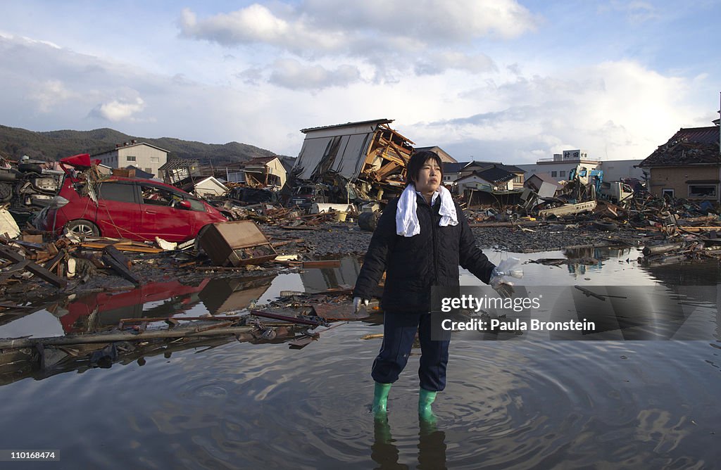 Rescue Work Continues in Japan As Nuclear Threat Looms