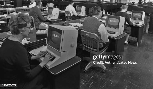 Computer Programming 1960s 187 1965 Computer Stock Photos, High-Res Pictures, and Images - Getty ...
