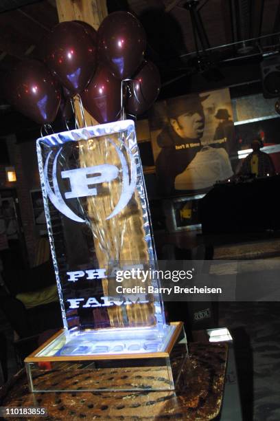 Ice sculpture display during Phat Farm and House of Courvoisier bring the house down at the Phat Classics Flavas Party at The District in Chicago,...