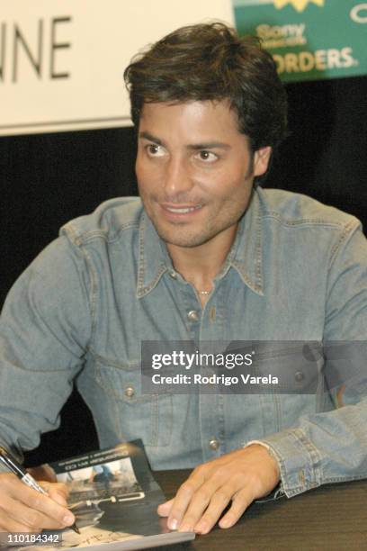 Chayanne during Chayanne in Miami for the Release of his New Album "Sincero" at Borders Books and Music in Miami, Florida, United States.