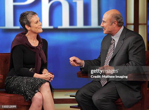 Jamie Lee Curtis on the set of the DR. PHIL show during the taping of the episode entitled "Parents Top Three Problems." The program is scheduled to...