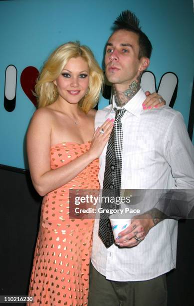 Travis Barker of the group Blink-182 and his wife former Miss USA Shanna Moakler