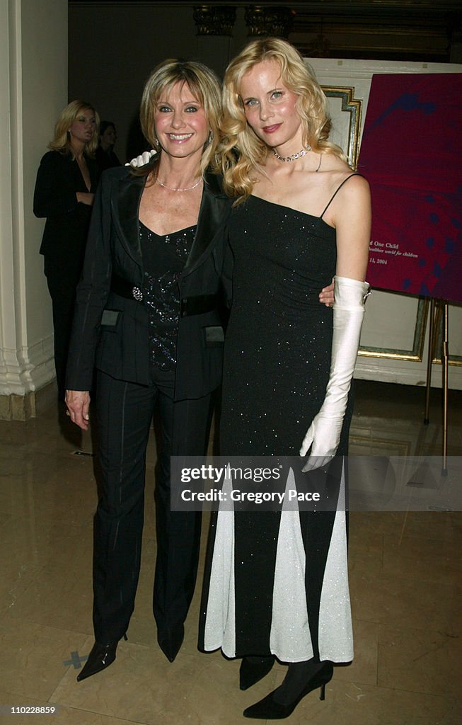 Tribute to Olivia Newton-John at the "One World One Child" Benefit