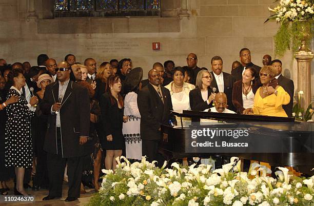 Dionne Warwick, Stevie Wonder, Valarie Simpson, Usher, Aretha Franklin, Donnie Harper, Alicia Keys, Patti LaBelle and guests at the funeral service...