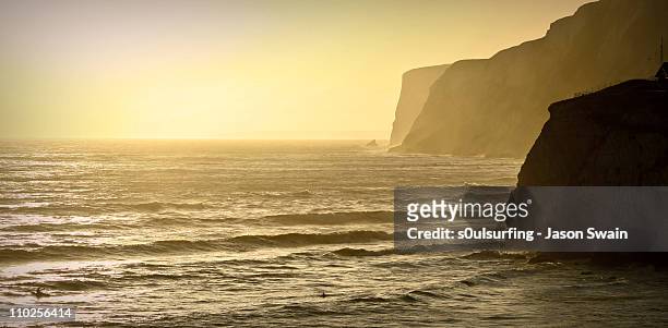 dusk - freshwater bay - s0ulsurfing stock pictures, royalty-free photos & images