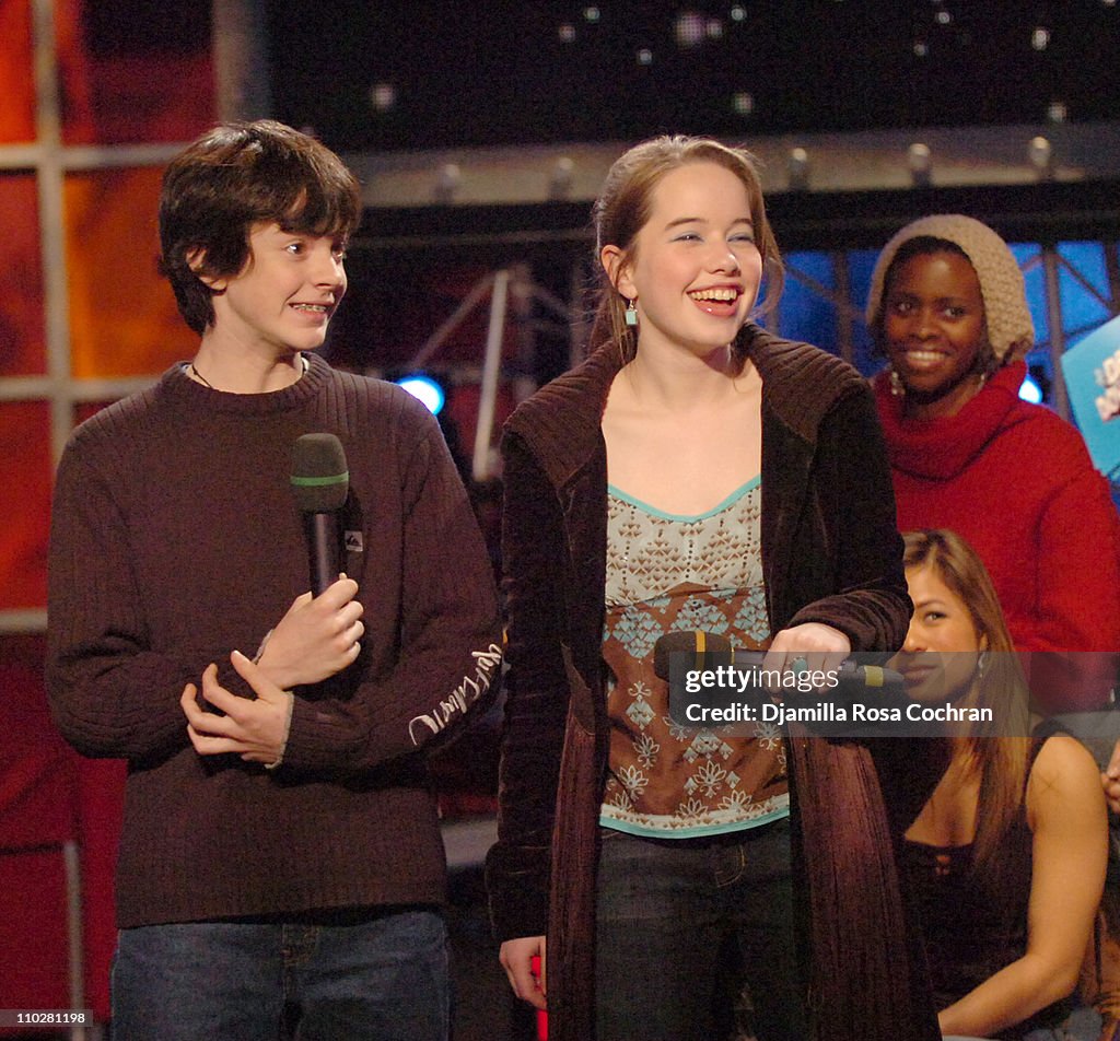 Anna Popplewell and Skandar Keynes of "The Chronicles of Narnia" Visit Fuse's "Daily Download" - December 9, 2005