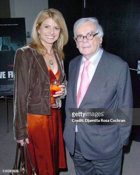 Lisa Bloom and Dominick Dunne during "Why We Fight" New York City Screening - January 17, 2006 at Sony Screening Room in New York City, New York,...