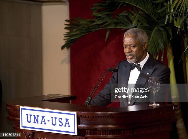 Kofi Annan during UNA Global Leadership Awards Gala with Bill Clinton and Kofi Annan - October 10, 2006 at The Waldorf-Astoria Hotel in New York...