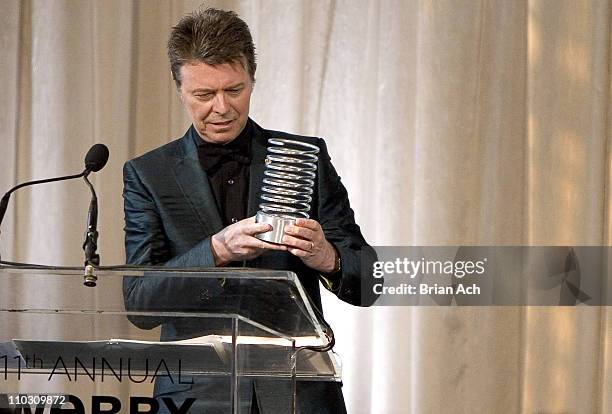 David Bowie accepts the Webby Lifetime Achievement Award