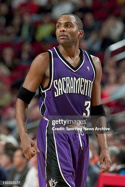 Cuttino Rashawn NBA Basketball - Sacramento Kings Cuttino Mobley against Houston ...
