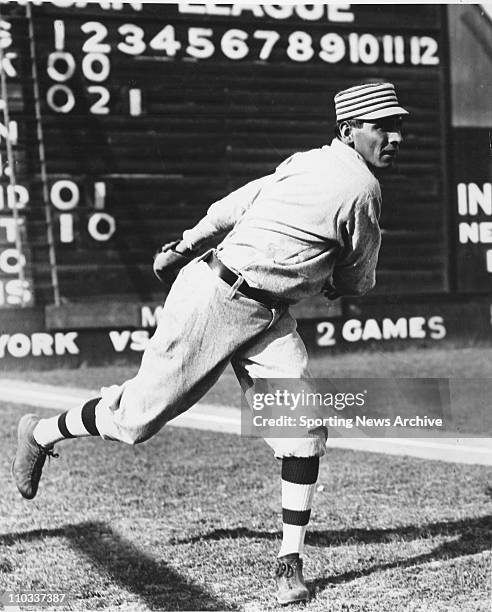 202 Chief Bender Photos & High Res Pictures Getty Images