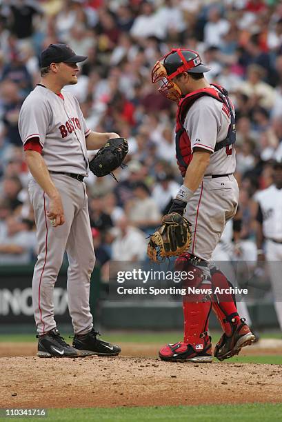 Boston Red Sox Wade Miller,Jason Varitek against Chicago White Sox in Chicago, Ill., on July 23, 2005. The Red Sox won 3-0.