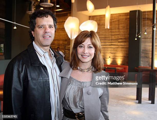 Dr. Tom Apostle and Sharon Lawrence attend the Sneak Peek party for the Akasha restaurant on December 9, 2007 in Culver City California.