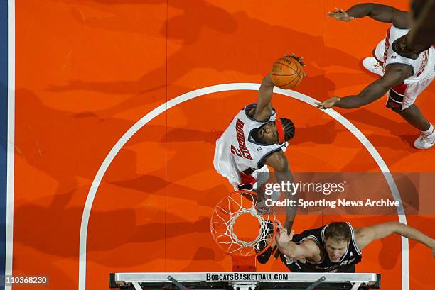 Nov 09, 2005; Charlotte, NC, USA; San Antonio Spurs against the Charlotte Bobcats MELVIN ELY on Nov. 9 at the Charlotte Bobcats Arena in Charlotte,...