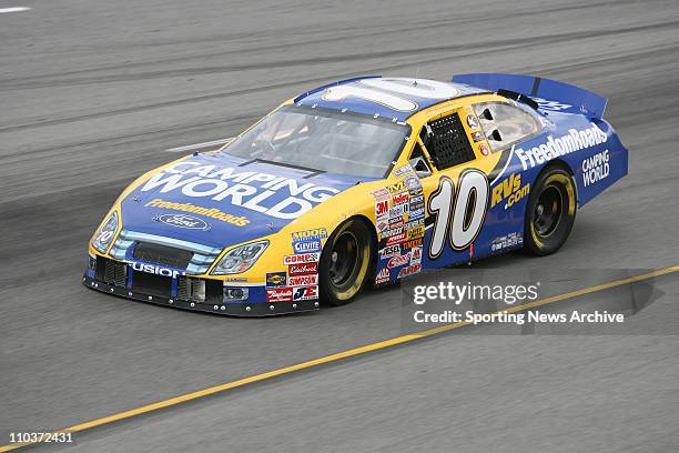 May 05, 2006; Richmond, VA, USA; John Andretti during the Busch Series Circuit City 250 at the Richmond International Speedway in Richmond, Va., on...