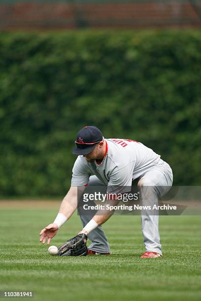 Aug 19, 2006; Chicago, IL, USA; St. Louis Cardinals CHRIS DUNCAN against Chicago Cubs in Chicago.