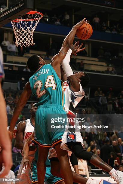 Feb 20, 2007 - Charlotte, NC, USA - New Orleans/Oklahoma City Hornets DESMOND MASON against Charlotte Bobcats GERALD WALLACE on Feb. 20 at the...