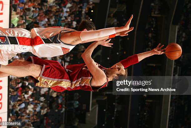 Mar 20, 2007 - Charlotte, NC, USA - Cleveland Cavaliers ZYDRUNAS ILGAUSKAS against Charlotte Bobcats PRIMOZ BREZEC on March 20 at the Charlotte...