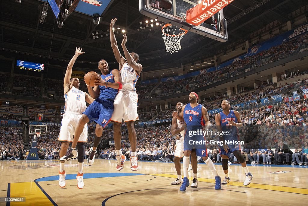 Detroit Pistons v Oklahoma City Thunder