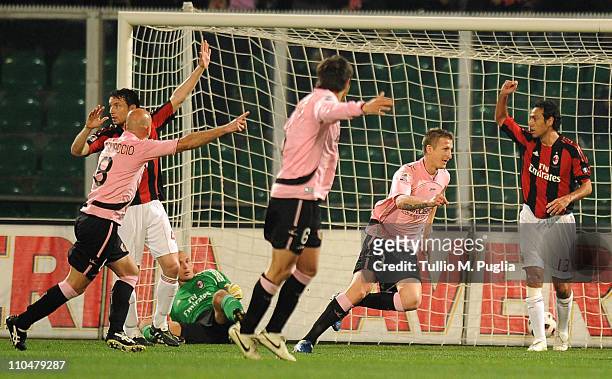 Dorin Goian of Palermo celebrates after scoring the opening goal during the Serie A match between US Citta di Palermo and AC Milan at Stadio Renzo...