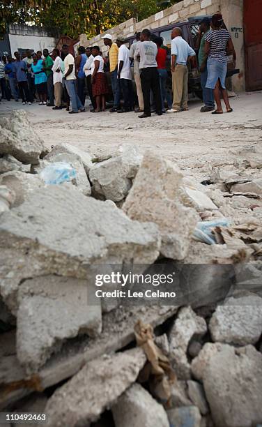 Rubble Running 1,399 Haiti Michel Stock Photos, High-Res Pictures, and Images - Getty ...