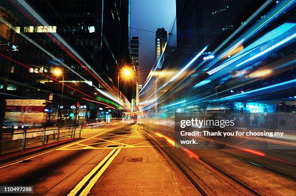 journey begins - citylight stockfoto's en -beelden