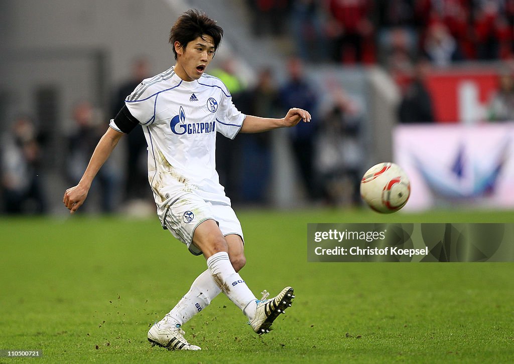 Bayer Leverkusen v FC Schalke 04 - Bundesliga