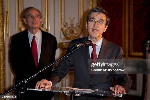 Jerome Contamine of Sanofi-Aventis, instates the desk of Marie-Antoinette at Chateau de Versailles on March 21, 2011 in Versailles, France.