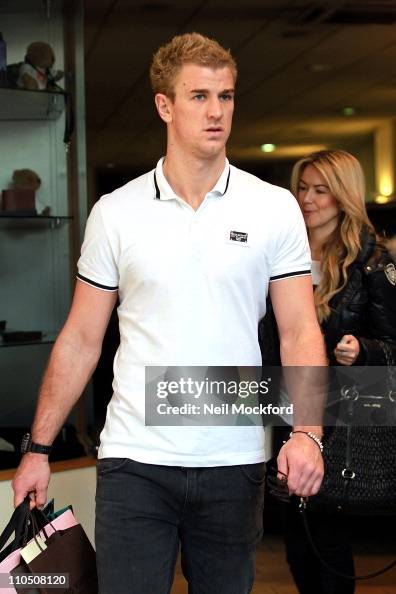 Joe Hart sighted with his girlfriend looking at Range Rover's on
