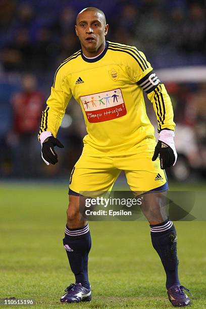 Roberto Carlos of FC Anzhi Makhachkala in action during the Russian Football League Championship match between FC Zenit St. Petersburg and FC Anzhi...