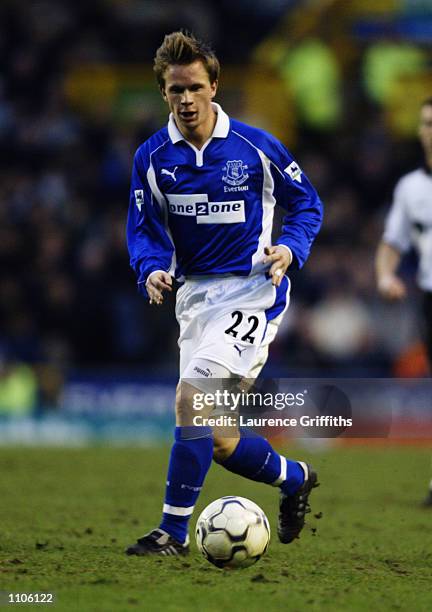Tobias Linderoth of Everton runs with the ball during the FA Barclaycard Premiership match between Everton and Ipswich Town played at Goodison Park,...