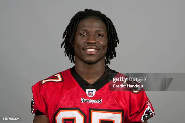 John Rogan Nfl 38 Dennis Rogan Stock Photos, High-Res Pictures, and Images - Getty Images