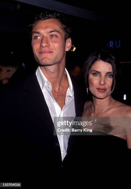 Jude Law & Sadie Frost during "The Talented Mr. Ripley" Los Angeles Premiere at Mann Village Theatre in Westwood, California, United States.