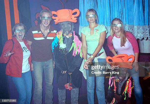 Judi Evans, Kyle Lowder, Arianne Zuker and Alison Sweeney in "Malice in Wonderland" Maze