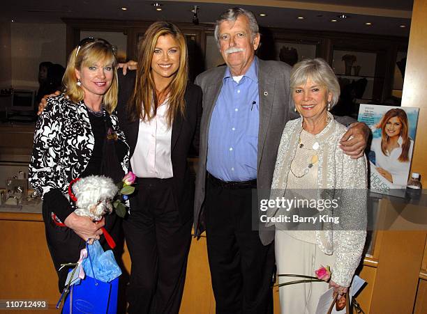 Kathy Ireland and sister Mary with Skipper, father John and mother Barbara