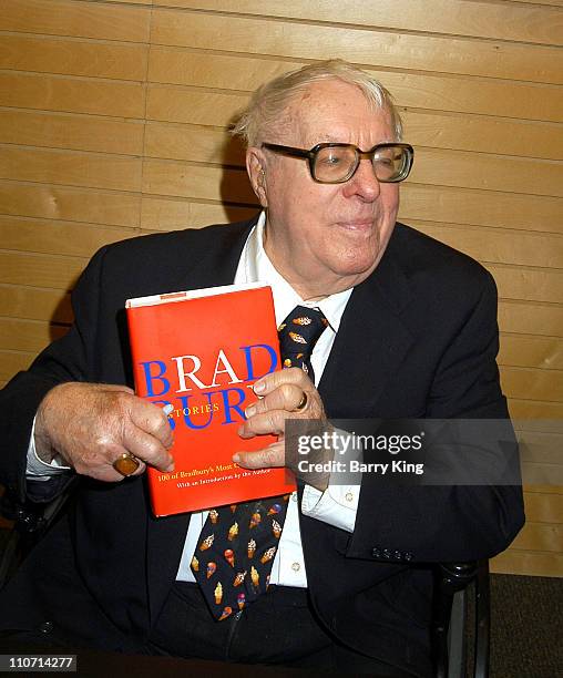 19 Ray Bradbury Appearance And Book Signing Stock Photos High Res 19 Ray Bradbury Appearance And Book Signing Stock Photos High Res