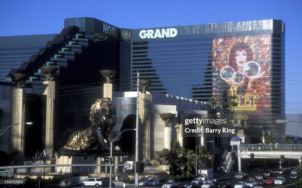 Cher "Do You Believe?" Tour - MGM Grand Hotel in Las Vegas - August 28, 1999