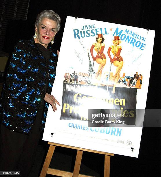 Jane Russell R 4,238 Jane Russell Photos & High Res Pictures - Getty Images