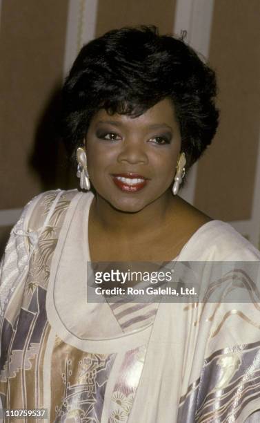 Oprah Winfrey attends the nominees luncheon for 58th Annual Academy Awards on March 13, 1986 at the Beverly Hilton Hotel in Beverly Hills, California.