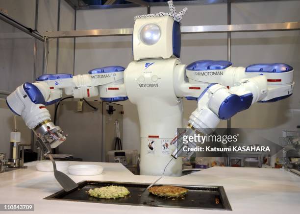 lungebetændelse Forud type hældning 230 Robot Cooking Photos and Premium High Res Pictures - Getty Images