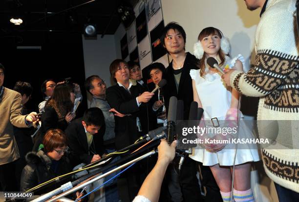 Uk Schoolgirl, Beckii Cruel, A New Web Star In Japan Seen By More Than 10 000 000 Young Japanese People In Kawasaki, Japan On February 14, 2010 -...