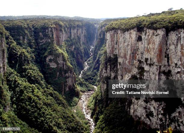 canyon itaimbezinho - desfiladeiro - fotografias e filmes do acervo