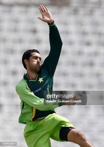 Umar Gul bowls during a Pakistan nets session at the Punjab Cricket Association Stadium on March 28, 2011 in Mohali, India. India will play Pakistan...