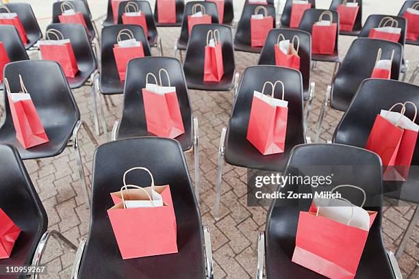 gift bags - goodie bag stock pictures, royalty-free photos & images