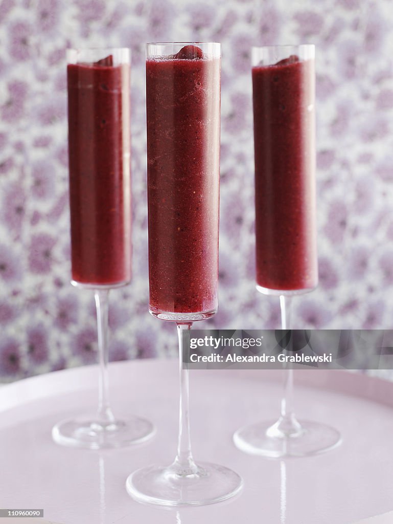 Frozen Berry Bellini