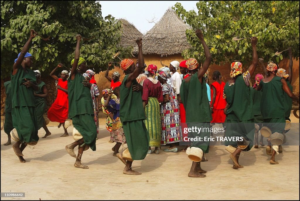 Life In Northern Cameroon : The Most Attractive Area In Oudjilla, Cameroon On December 27, 2003.