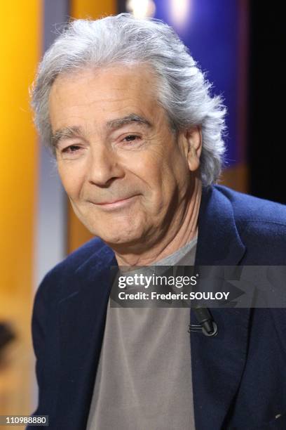 Pierre Arditi on tv show'Vol de nuit' in Paris, France on February 01st, 2007.