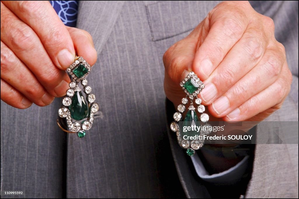 The Louvre Museum Buys Empress Marie LouiseÂ’s Necklace In Paris, France On May 28, 2004